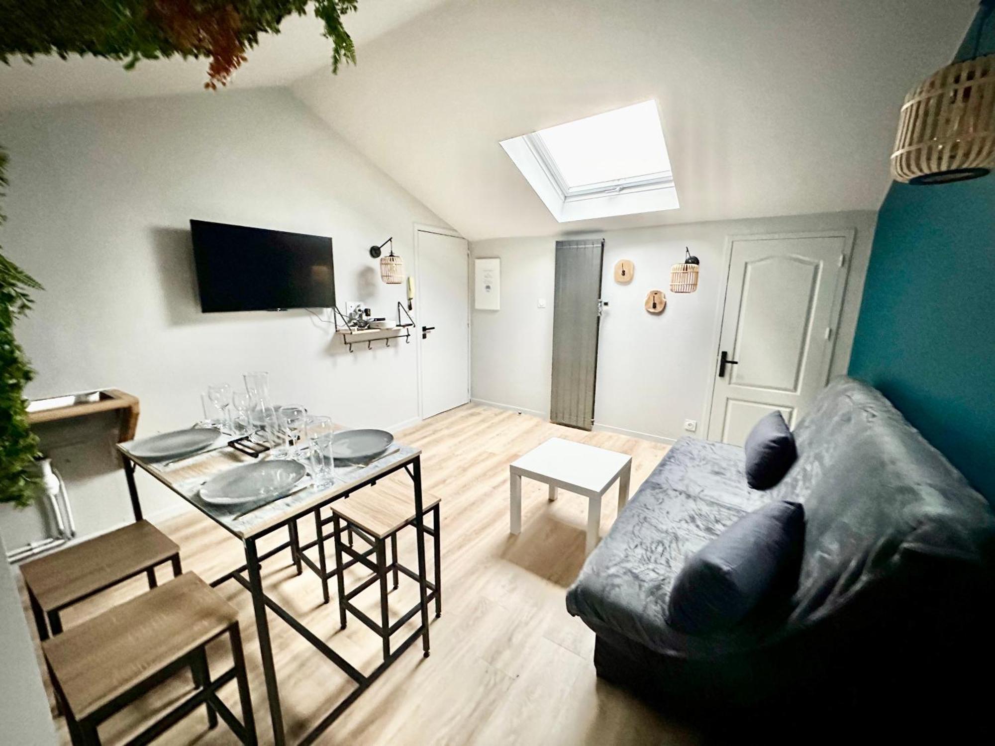 Le Florissant, Intime Et Raffine Apartment Лимож Екстериор снимка